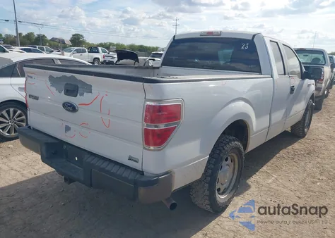 2010 Ford F-150 Fx2 Sport/Stx/Xl/Xlt z USA, uszkodzony, nr VIN 1FTEX1C85AKA74724